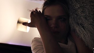 Blonde solo jerking off