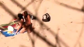 Stepsister enjoys beach sex during holiday