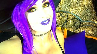 Amateur webcam babe dildo masturbation
