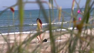 POV Stranger was peeping on girl and she let him fuck her on the beach