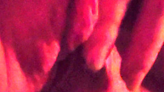 Muscle milf can't hold back her horniness again and jerks off until she cums