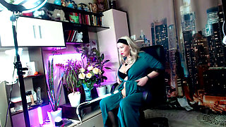 Aimee & Peter: The Art of brutal blowjobs for show, or what a Woman's mouth is for...))