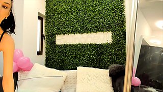 Romanian amateur webcam teen masturbate