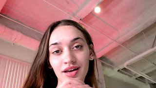 Brunette Edges Teacher For Facial Load