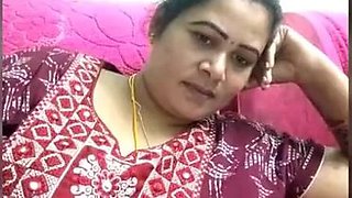 Greatest Tamil Bautyful Wifey With Sumptuous Nighty Clear Audio - Raissa Conte
