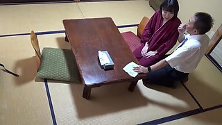 Seducing and Filming a Beautiful Asian Inn Attendant x3xBC1248FAC097148858