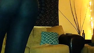 Amateur Webcam Cute Teen Plays Solo with Big Dildo