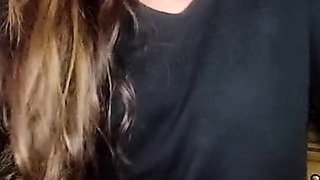 Amateur Foot Fetish Girlfriend Sucks and gives a Footjob