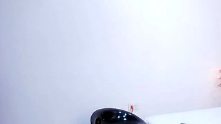 Blonde teen Sierras first erotic masturbation video