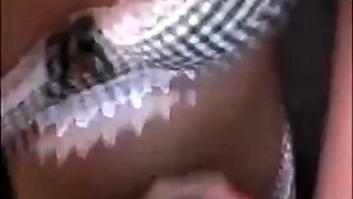 Umkleideraum-Sexvideo eines deutschen Amateurpaares