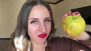 Swallow Bite Seduction POV