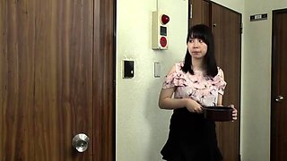 Asian japanese amateur has deep throat