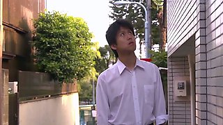 Tiny Japanese babe hardcore spitroasted