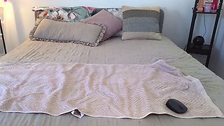 Sexy webcam brunette with big boobs