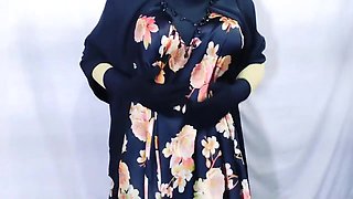 Indian Beautiful Village Housewife Having Sex In The Room - Clear Hindi Audio