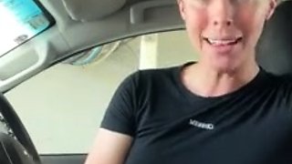 Haydie May Bird Masturbates In The Car Wash