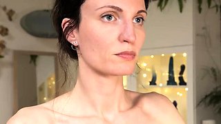 Small titted brunette teen fingering on the bed