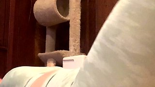 Young amateur teen in solo masturbation getting kinky