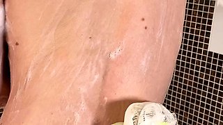 Cute amateur brunette naughty in solo jerking show on camera