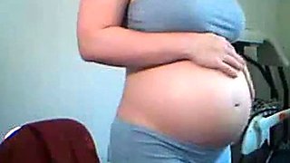 Busty Pregnant Babe on Webcam