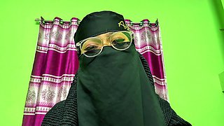 Aunty You're so Sexy and Your Figure Is Look Like Sanny Leone