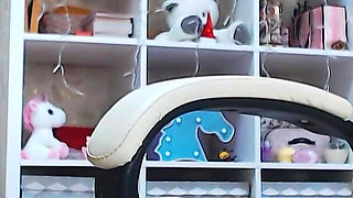 Student Loves to Masturbate