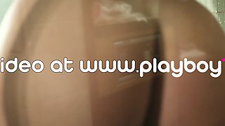 Flexible teen showing her sweaty pussy