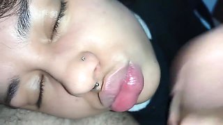 Hanjob Facial With Cum Facial On This 18 Year Old Angel