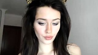 Brunette Solo Webcam Masturbation