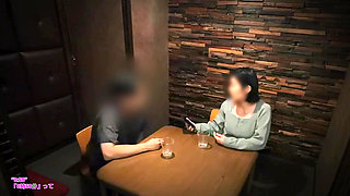 Sex in a late-night bar, While fooling around with my close female friend, our erotic switch was turned on(#411)