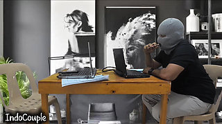 Hot Blowjob at Work From a Coworker. Blowjob at the Office While Working