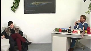 Short haired brunette wearing stockings while sucking and riding dick at casting