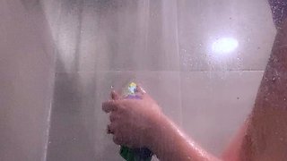 Big boobs milf masturbates with her dildo