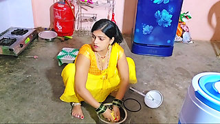 FOURSOME INDIAN DESI COUPLES FRIENDS HAVING HARDCORE FUCKING AND KISSING IN ONE BED TOGETHER VIDEO