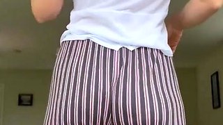 Young Amateur Girl Stripping and Masturbating Cam