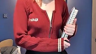 Hot amateur webcam teen masturbates for their fans