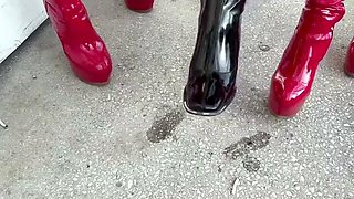 Mistress More - Balcony Ashtray