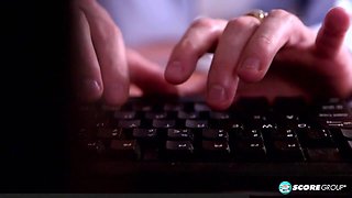 The Bum sex Office - Tony Rubino