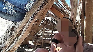 Pussy Flash - Risky Student Session in Beach Canary