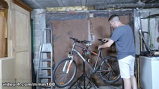 Skinny MILF Alice Maze Seduces Mechanic Kevin White with Tools for Wild Sex - MMM100