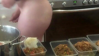 Naked Meal Prep Watch to the End I Start to Have Some Fun Playing with Myself