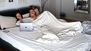 Cute brunette young hookup amateur teen blowjob