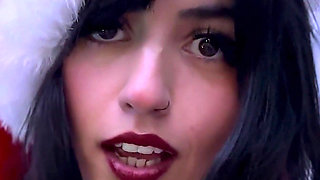 Aaliyah Gives Alexander His Christmas Gift