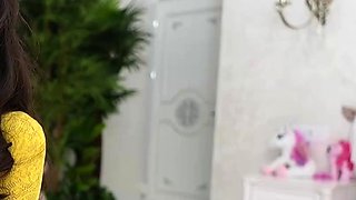 First time amateur brunette solo with dildo