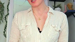 Your Slutty Secretary Sends a Thank You for Her Bonus -