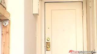 Saucy bimbo exciting sex video