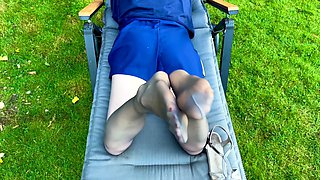 Linsey Dawn solo foot fetish