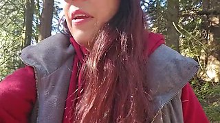 Nerdy_faery Gotta Pee Outside in Jeans – Amateur Solo Peeing Video