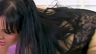 Big Boobed Mature Amber Leigh From the UK Spreads Her Pussy and Fills It up with a Dildo