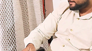 Desi Indian Video. The boss gave a job and had hardcore sex with the staff in the office. and Fuck Har Pussy, Hindi Audio